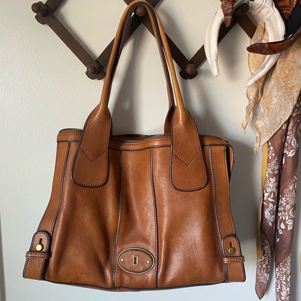 Fossil leather purse